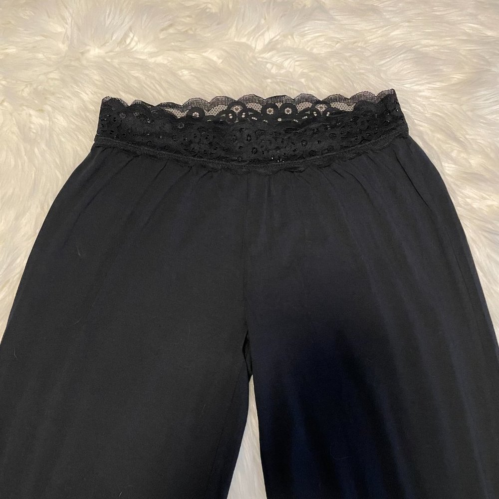 NWT Aerie Lace Trim Sweatpants (Short Length) - Picture 2 of 6